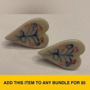 #J1018 - Vintage Clip-on CottageCore Painted Heart Boho Earrings